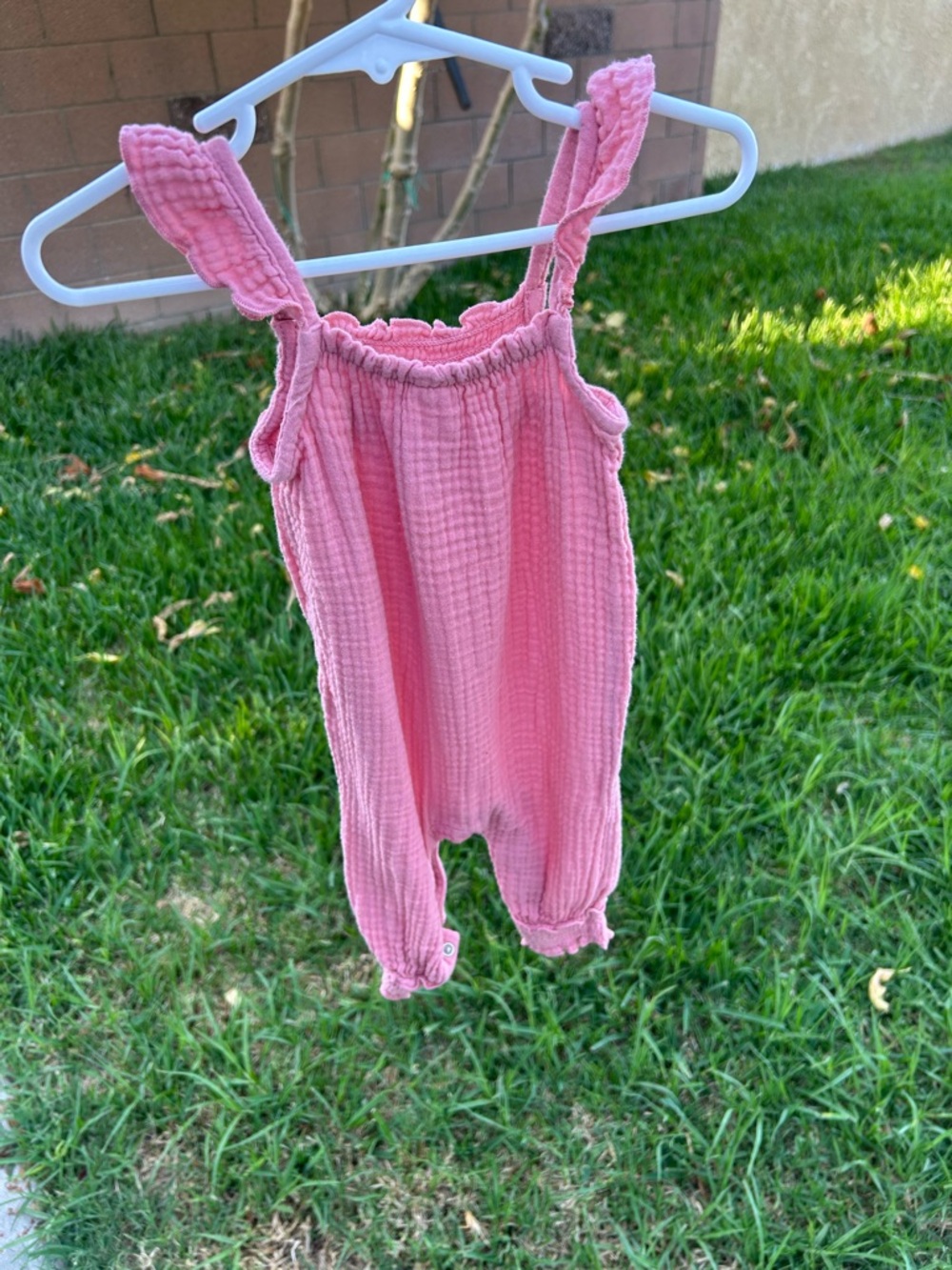 Gerber Pink Ruffled Romper One-Piece - Picture 4 of 6
